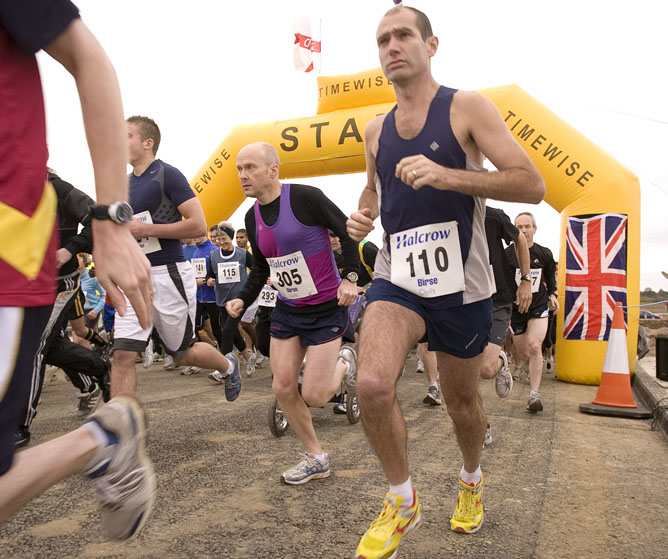 road race runners picture